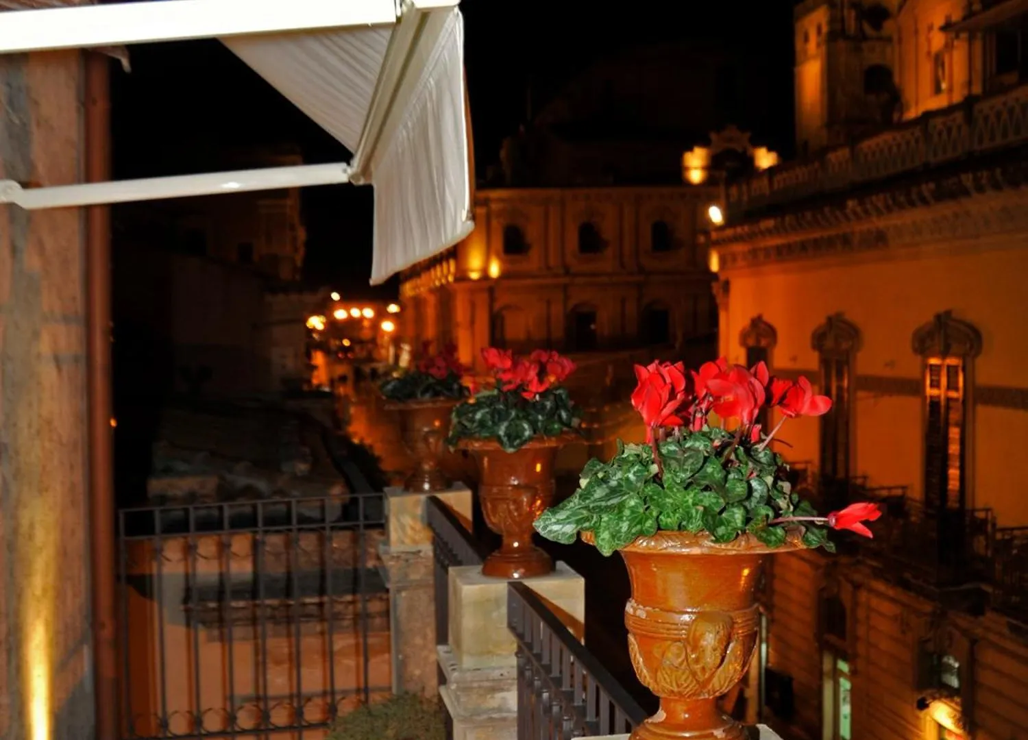 Hotel Porta Reale Noto 4*,